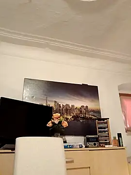 Snapshot of Casianantoonnio chatting on 10.24.25 Casianantoonnio online show from 10.24.25