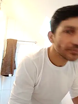 Snapshot of Casianantoonnio chatting on 12.18.25 Casianantoonnio online show from 12.18.25