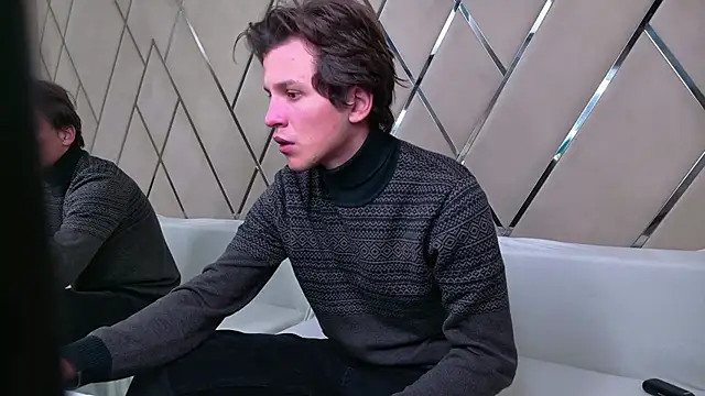 JesseCrosss online show from 09.24.25