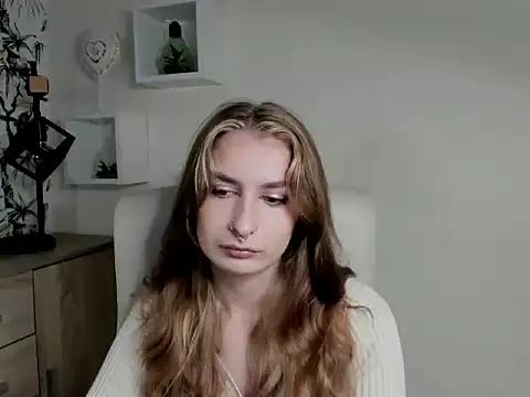 NinaBlond1 online show from 09.29.25