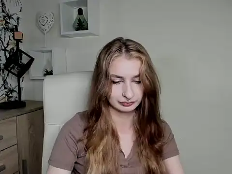 NinaBlond1 online show from 10.09.25