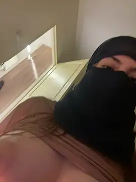 Snapshot of lilita9 chatting on 02.26.26 lilita9 online show from 02.26.26