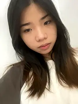 Snapshot of -Tania- chatting on 09.21.25 -Tania- online show from 09.21.25