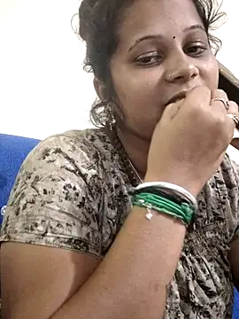 sweetqueen143 online show from 11.17.25