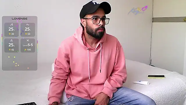 Snapshot of htrebor87 chatting on 02.23.26 htrebor87 online show from 02.23.26