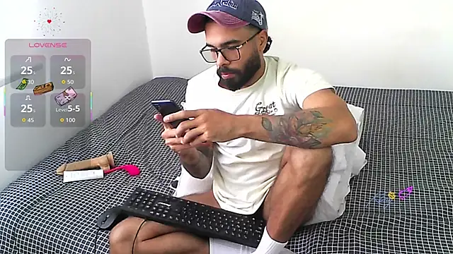 htrebor87 online show from 04.05.26