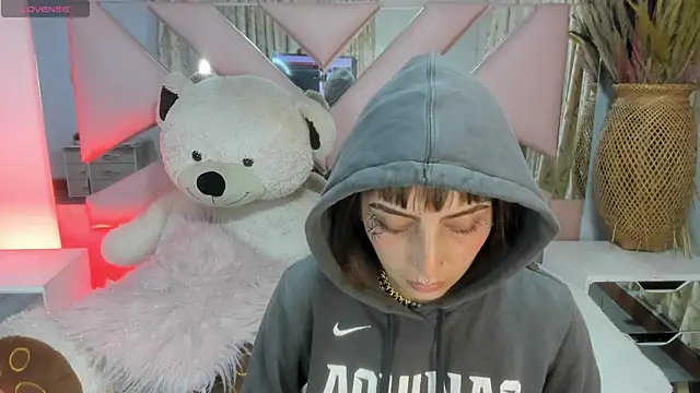 Gyal 8  online show from 09.27.25