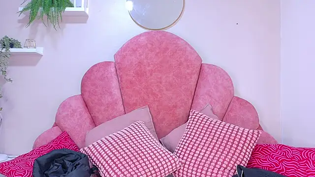 MyApril   online show from 03.20.26