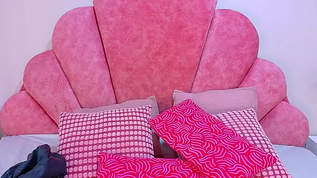 MyApril   online show from 04.10.26