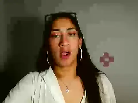 Snapshot of Miia__strog chatting on 09.30.25 Miia  strog online show from 09.30.25