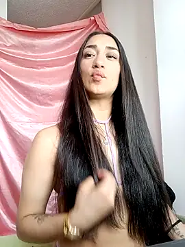 Snapshot of Miia__strog chatting on 10.16.25 Miia  strog online show from 10.16.25