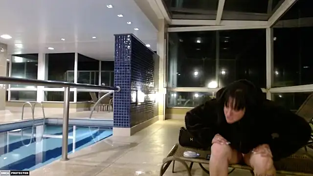 Snapshot of henryhadesflirt chatting on 10.25.25 henryhadesflirt online show from 10.25.25