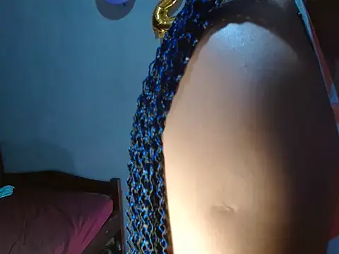 Snapshot of MelissaTommy chatting on 10.10.25 MelissaTommy online show from 10.10.25