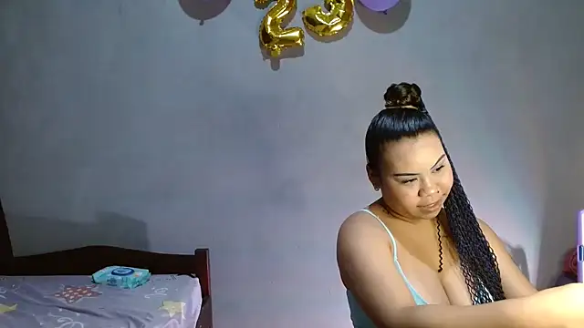 Snapshot of MelissaTommy chatting on 10.19.25 MelissaTommy online show from 10.19.25