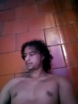 Snapshot of SlickedLeft chatting on 11.15.25 SlickedLeft online show from 11.15.25