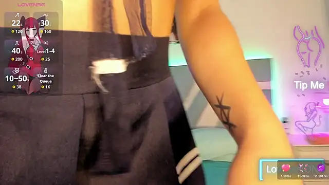 Snapshot of Kitty_love77 chatting on 11.24.25 Kitty love77 online show from 11.24.25