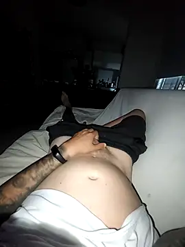 Snapshot of coherro3 chatting on 10.31.25 coherro3 online show from 10.31.25