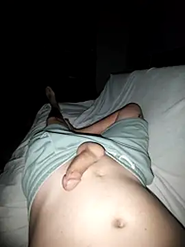 Snapshot of coherro3 chatting on 11.12.25 coherro3 online show from 11.12.25