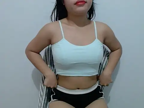 hotty liana online show from 10.21.25