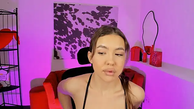 Snapshot of IndigoFae chatting on 12.23.25 IndigoFae online show from 12.23.25