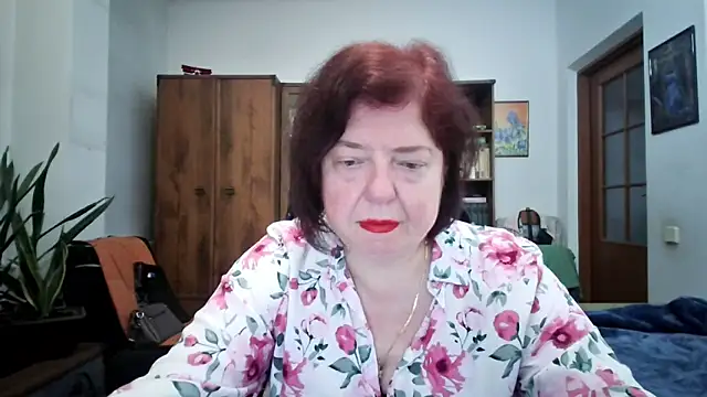 Violet Pulse online show from 05.11.26