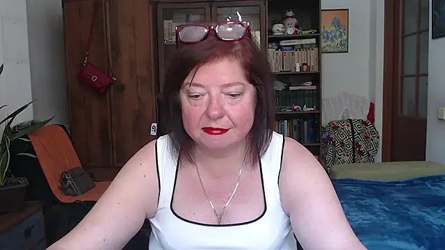Snapshot of Violet_Pulse chatting on 06.28.26 Violet Pulse online show from 06.28.26