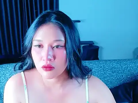 Snapshot of Lalacream12 chatting on 09.26.25 Lalacream12 online show from 09.26.25