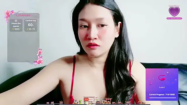 Snapshot of Lalacream12 chatting on 11.01.25 Lalacream12 online show from 11.01.25