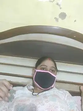 Cute-Charvii online show from 11.18.25