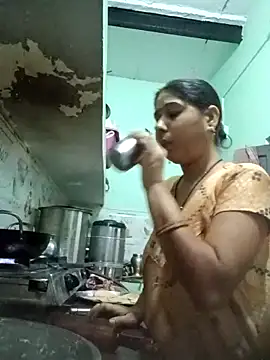 Cute-Charvii online show from 04.03.26