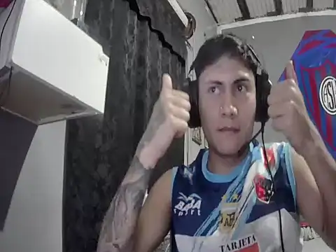 Miguel19971 online show from 10.15.25