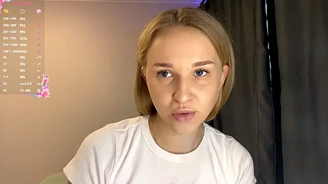 TanekaBoitel online show from 10.13.25