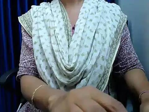 priya gupta7 online show from 10.17.25