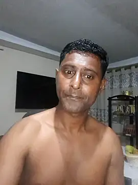 Snapshot of kingVibeX chatting on 10.23.25 kingVibeX online show from 10.23.25