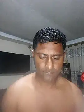 Snapshot of kingVibeX chatting on 10.28.25 kingVibeX online show from 10.28.25