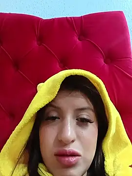 Snapshot of SALOME-28_ chatting on 10.21.25 SALOME-28 online show from 10.21.25