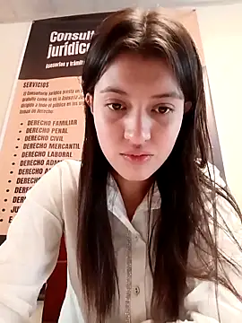 Snapshot of SALOME-28_ chatting on 11.04.25 SALOME-28 online show from 11.04.25