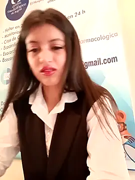 Snapshot of SALOME-28_ chatting on 12.04.25 SALOME-28 online show from 12.04.25