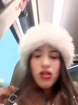 Snapshot of SALOME-28_ chatting on 02.26.26 SALOME-28 online show from 02.26.26