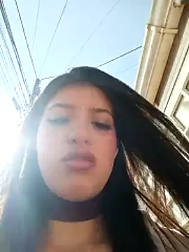 Snapshot of SALOME-28_ chatting on 02.28.26 SALOME-28 online show from 02.28.26