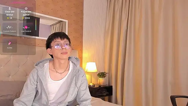 liam twiink online show from 11.21.25