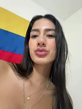 Julieta Duque online show from 07.04.26