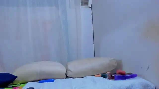 Maturealiciaray online show from 11.18.25