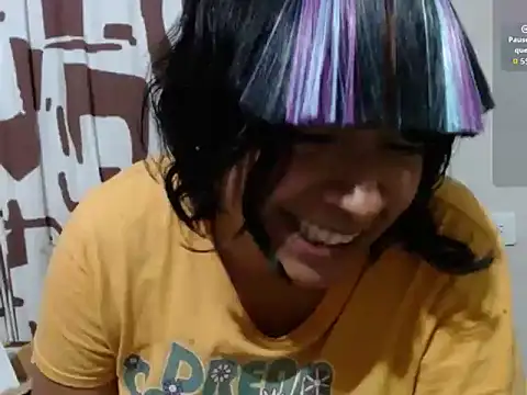 Snapshot of Acelinrose chatting on 04.21.26 Acelinrose online show from 04.21.26