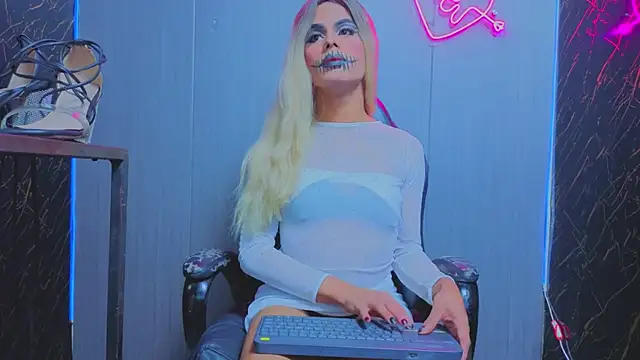 antonella sexidoll online show from 10.18.25