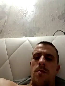 Adidas7217 online show from 12.01.25