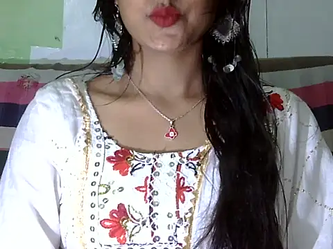 Snapshot of sexy-irm chatting on 11.24.25 sexy-irm online show from 11.24.25