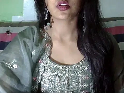 Snapshot of sexy-irm chatting on 11.26.25 sexy-irm online show from 11.26.25