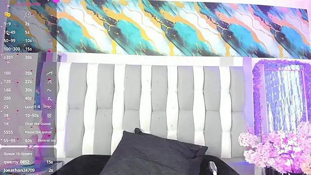 IsaDiiaz online show from 02.15.26