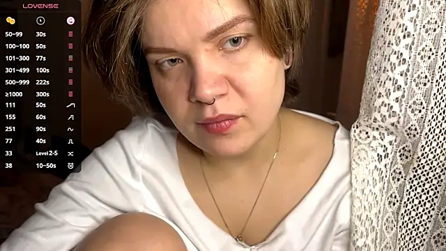 Snapshot of SabrinaFolts chatting on 11.04.25 SabrinaFolts online show from 11.04.25